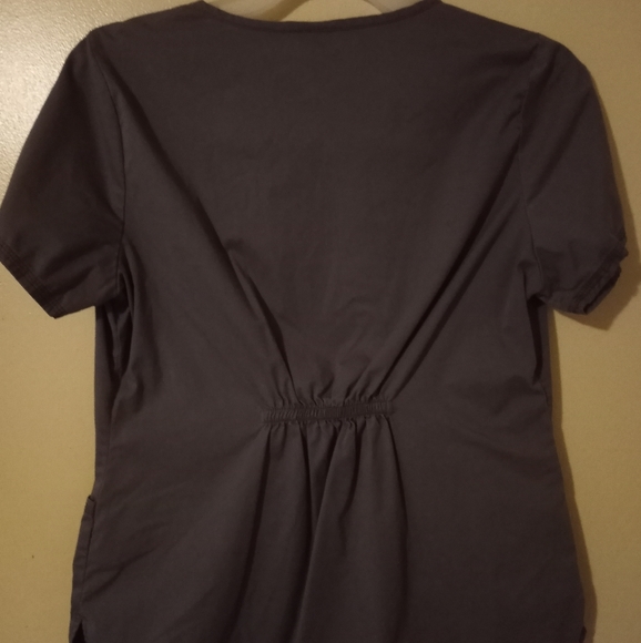 Scrub top - Picture 2 of 2